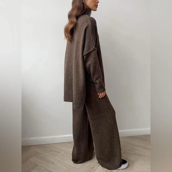 2-Piece Relaxed Fit Cozy Black Turtleneck Sweater and Wide Leg Pants Set - Picture 3 of 7